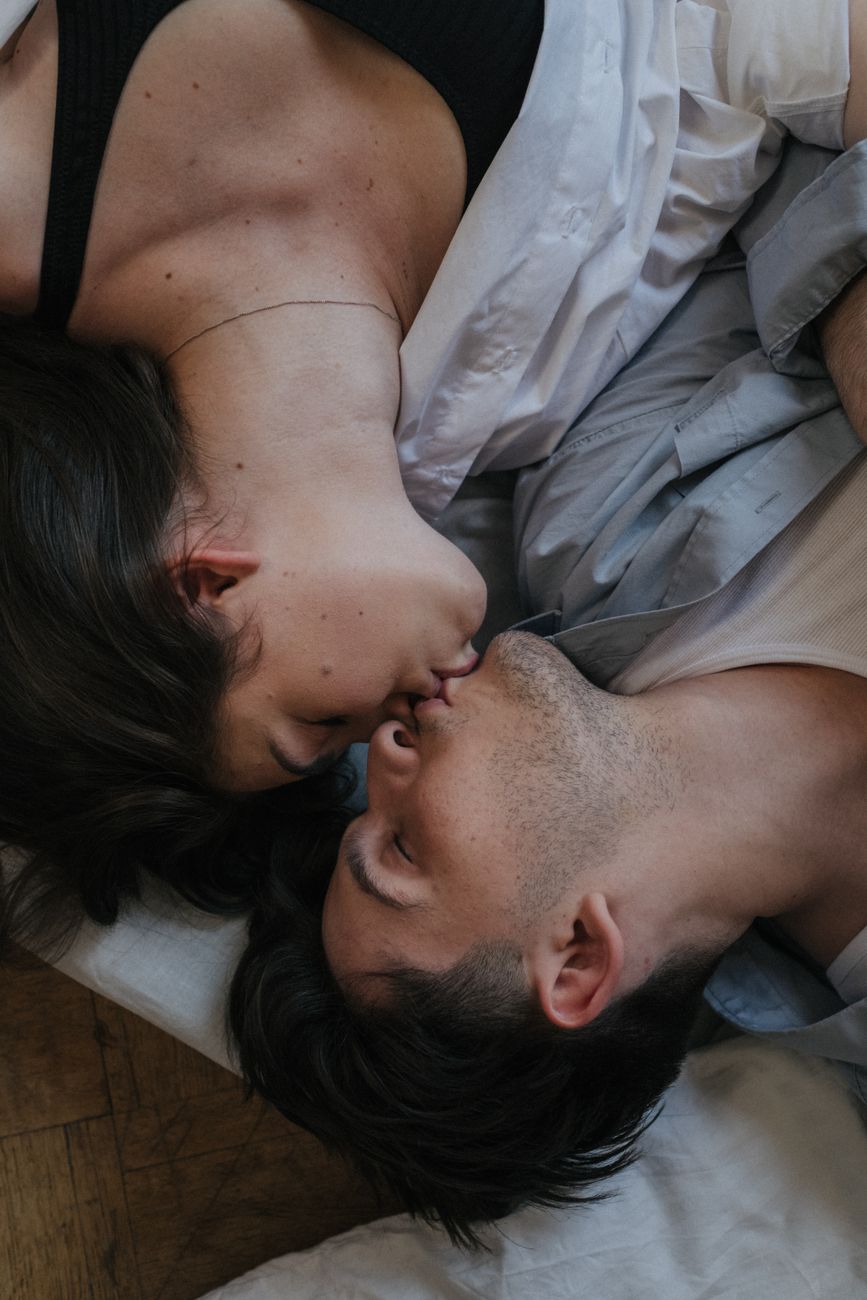 Couple enlacé