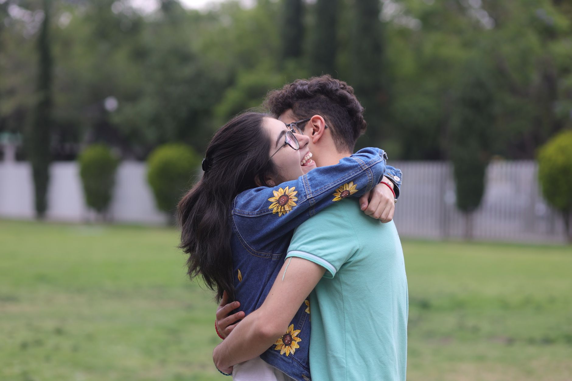 Couple enlacé