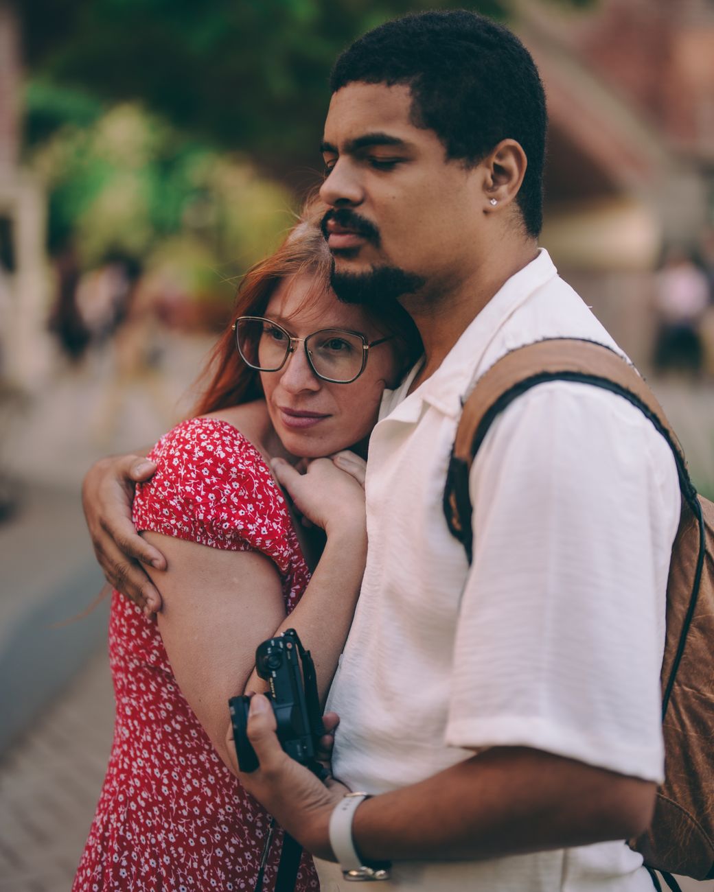 Couple enlacé