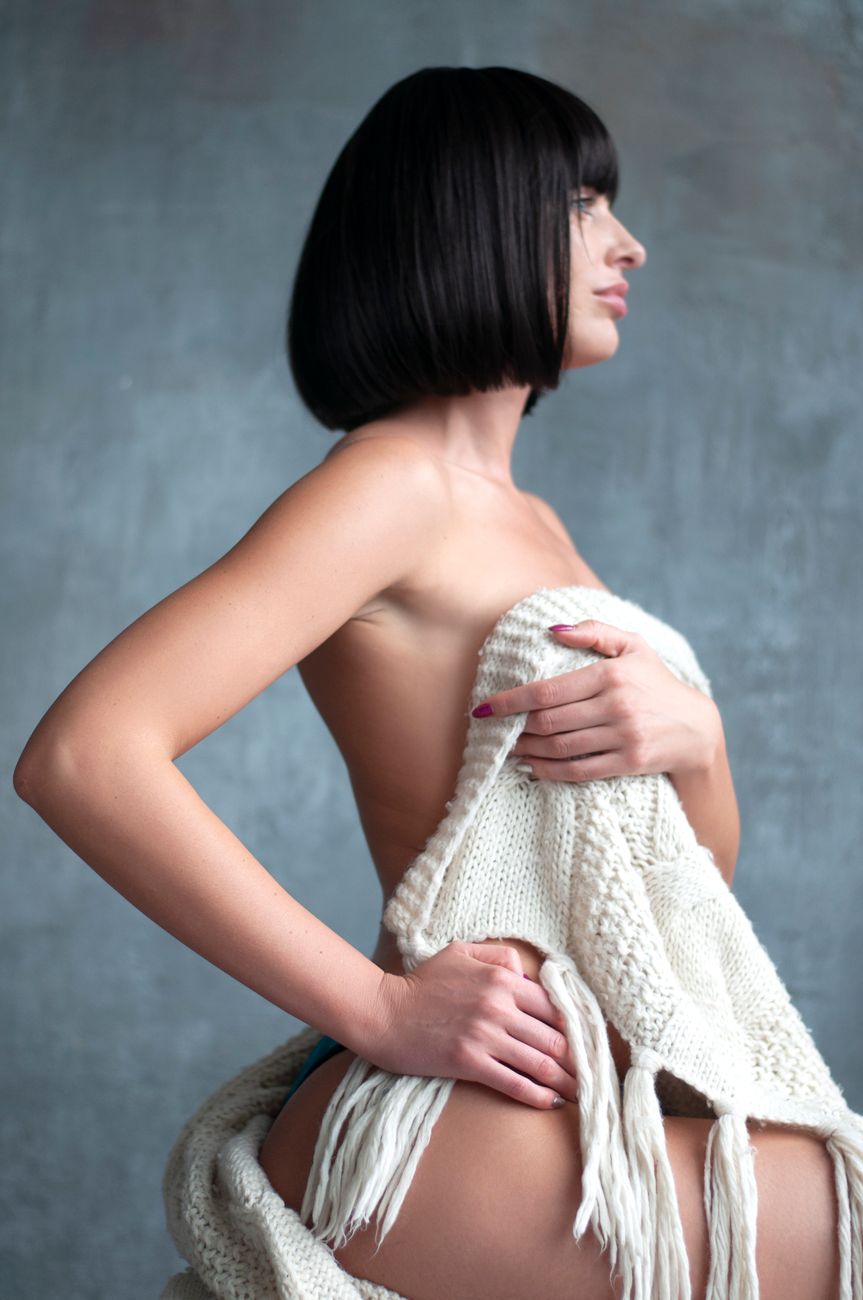 Jeune femme séduisante